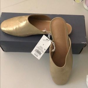 Universal Thread Brooklyn Mule